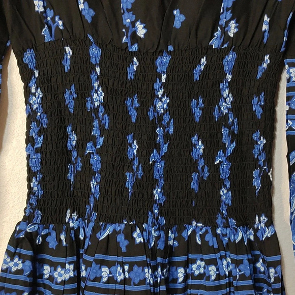 B-O-G Collection Black and Blue Long Sleeve Floral Dress Size XS - Picture 3 of 6